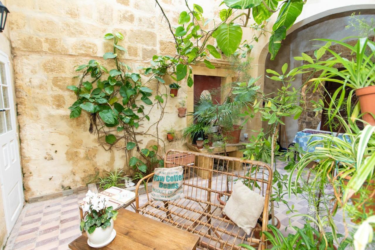 Maria Townhouse Heart Of Victoria B&B 外观 照片