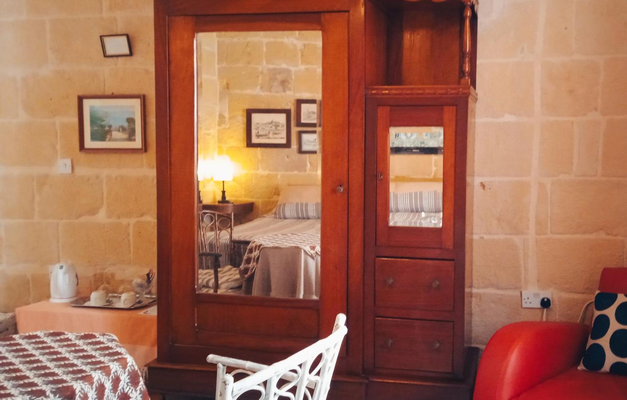 Maria Townhouse Heart Of Victoria B&B 外观 照片