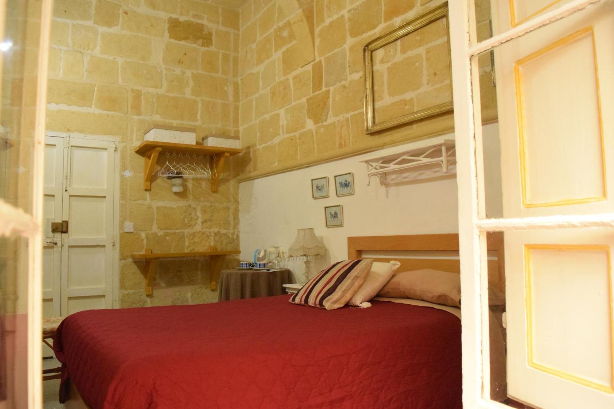 Maria Townhouse Heart Of Victoria B&B 外观 照片