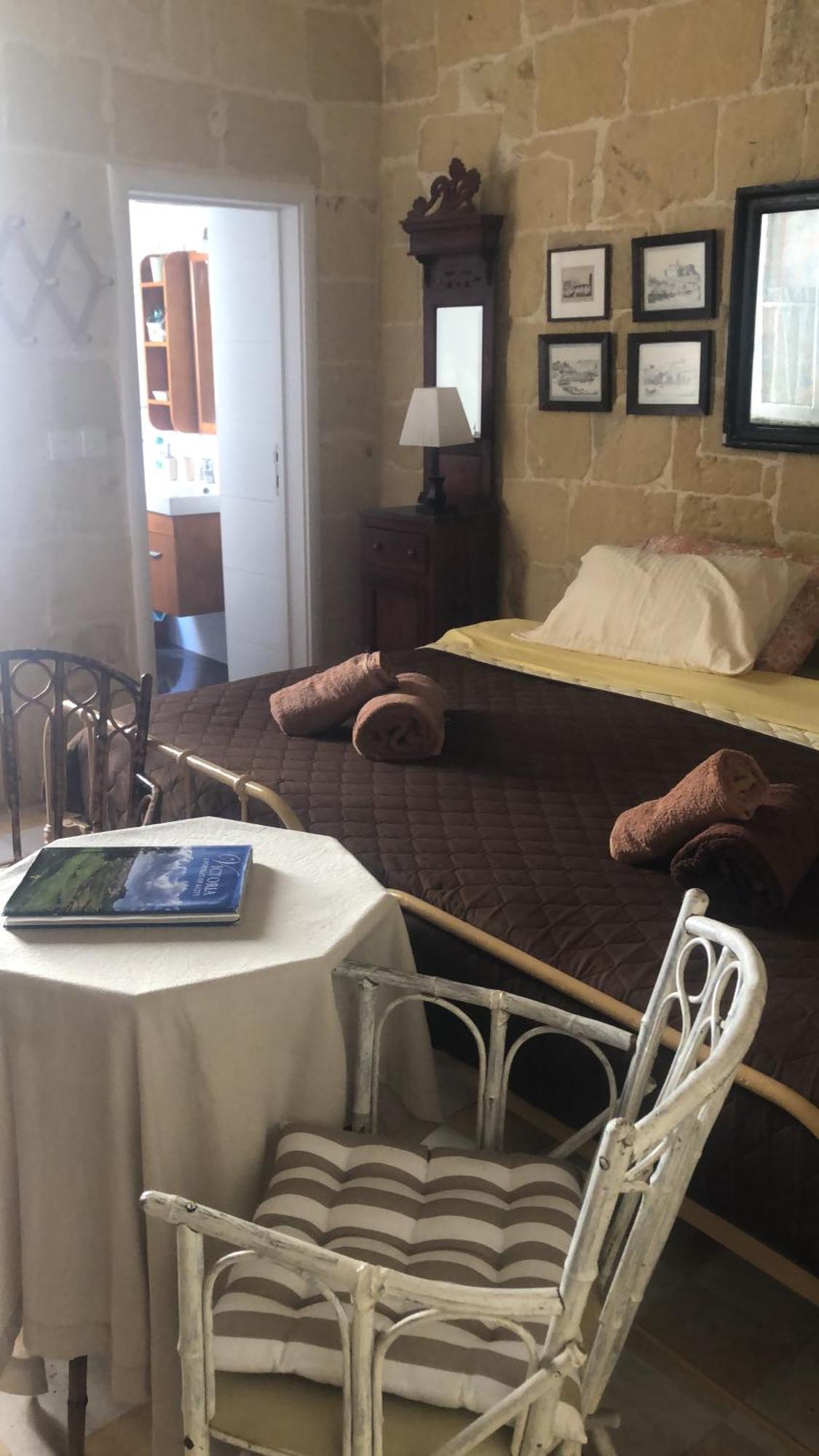 Maria Townhouse Heart Of Victoria B&B 外观 照片