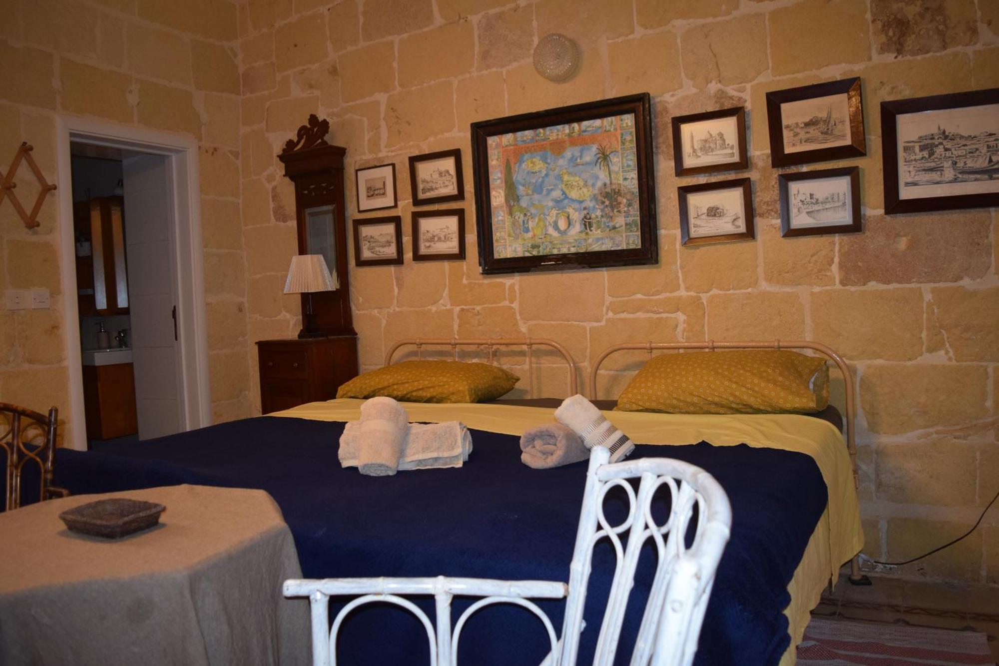 Maria Townhouse Heart Of Victoria B&B 外观 照片